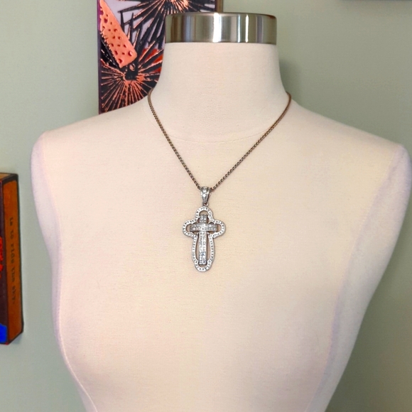Jewelry - 💎💎Large sterling silver & crystal cross pendant necklace